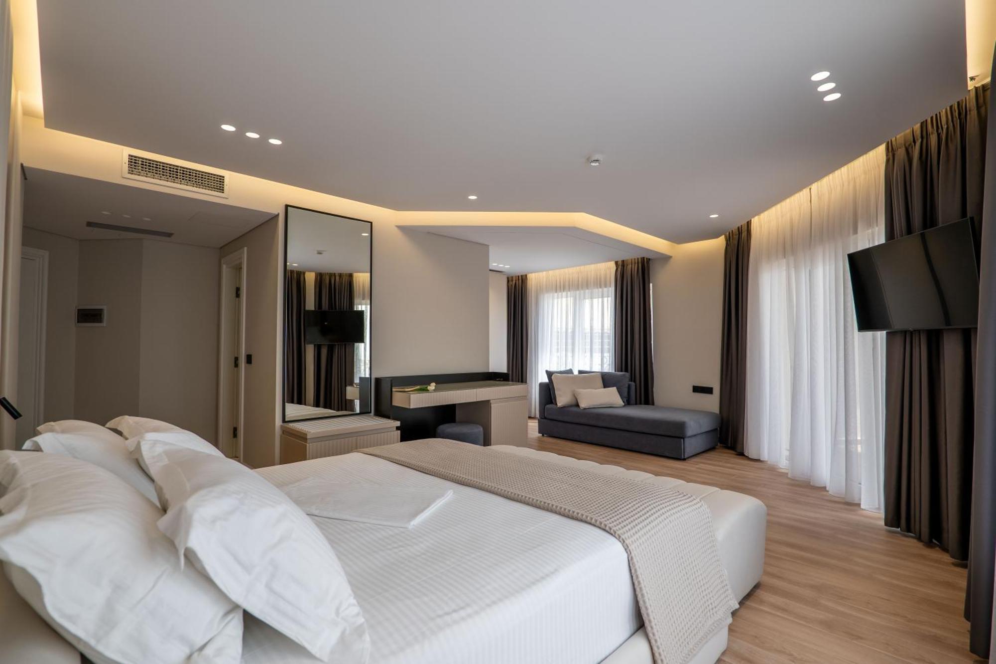 Ami Mar Hotel Sarande Exterior photo
