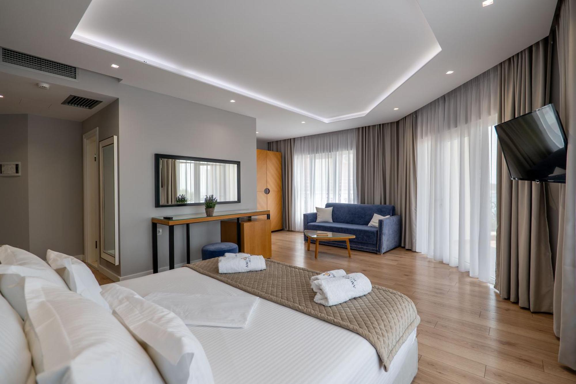 Ami Mar Hotel Sarande Exterior photo