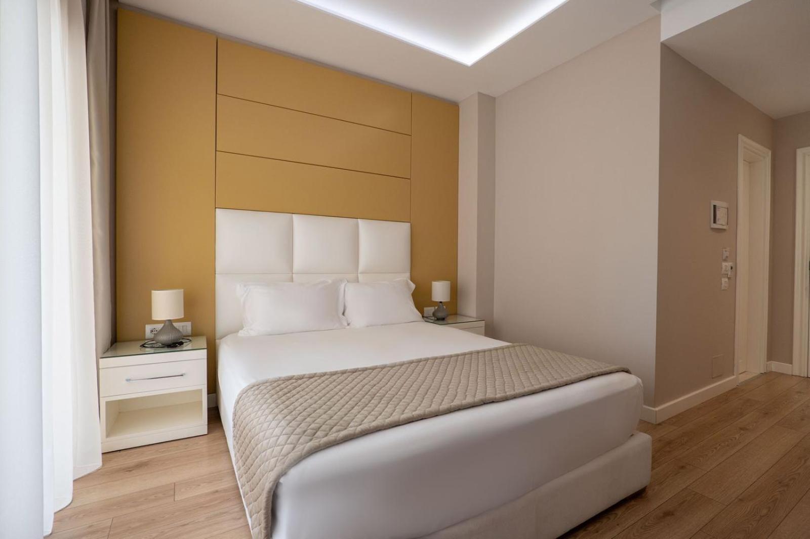 Ami Mar Hotel Sarande Exterior photo